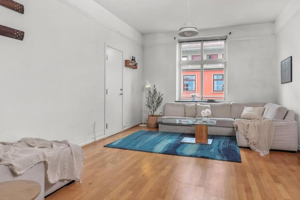Kanskje Den Storste Airbnb-leiligheten I Sentrum! Appartement Bergen