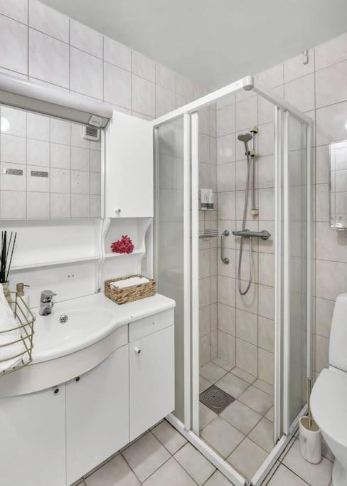 Appartement Kanskje Den Storste Airbnb-leiligheten I Sentrum! Bergen